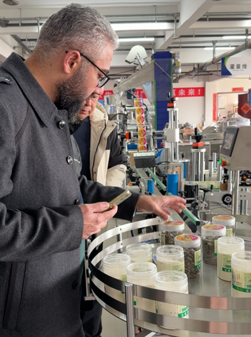 海外客戶驚嘆德仕達(dá)智能設(shè)備的技術(shù)